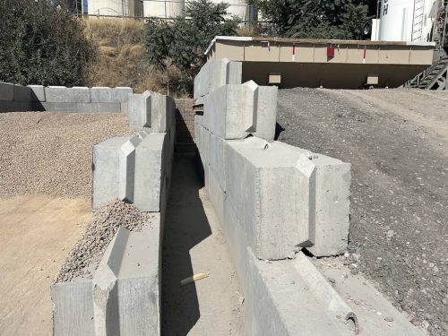 Large-Concrete-Blocks00037