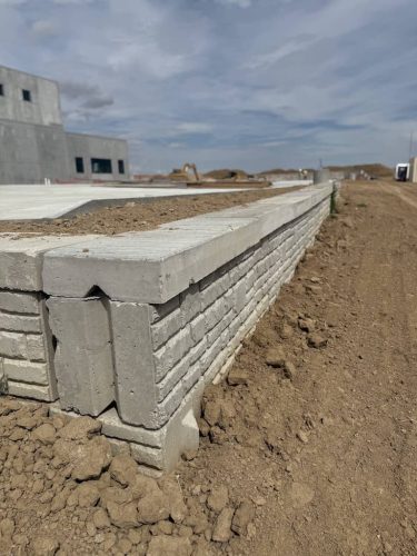 Large-Concrete-Blocks00039